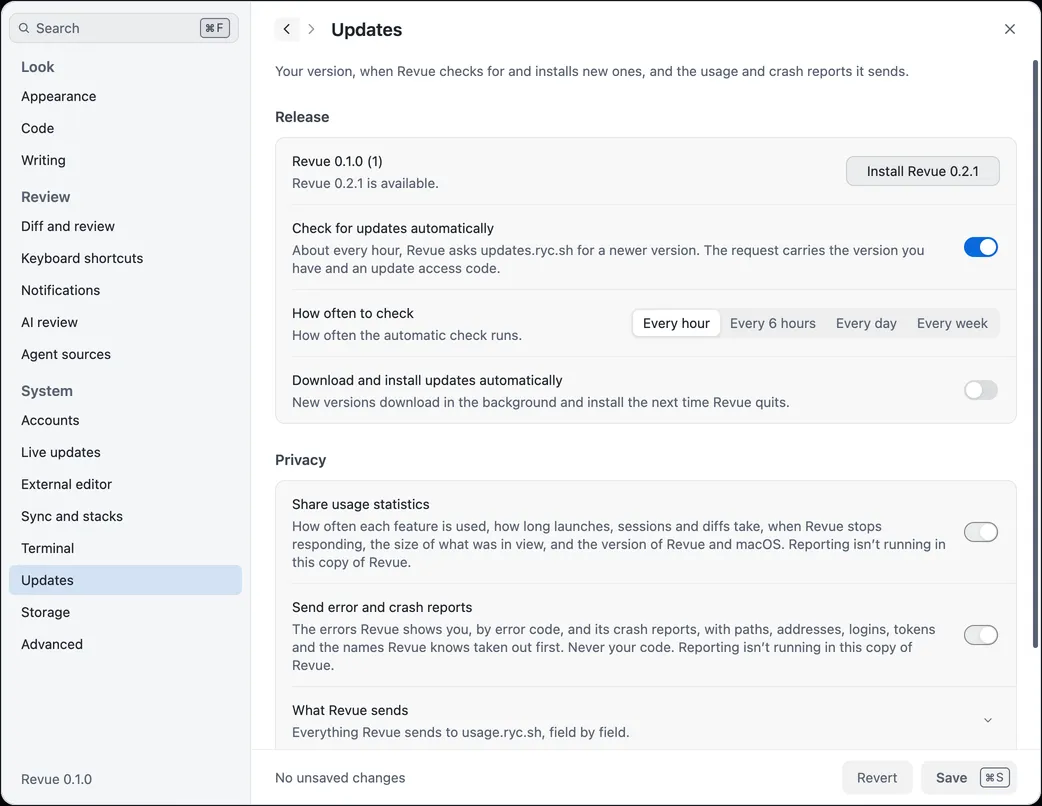 Settings › Updates with Revue 0.2.1 available and Install Revue 0.2.1, automatic checks on every hour, and automatic downloads off